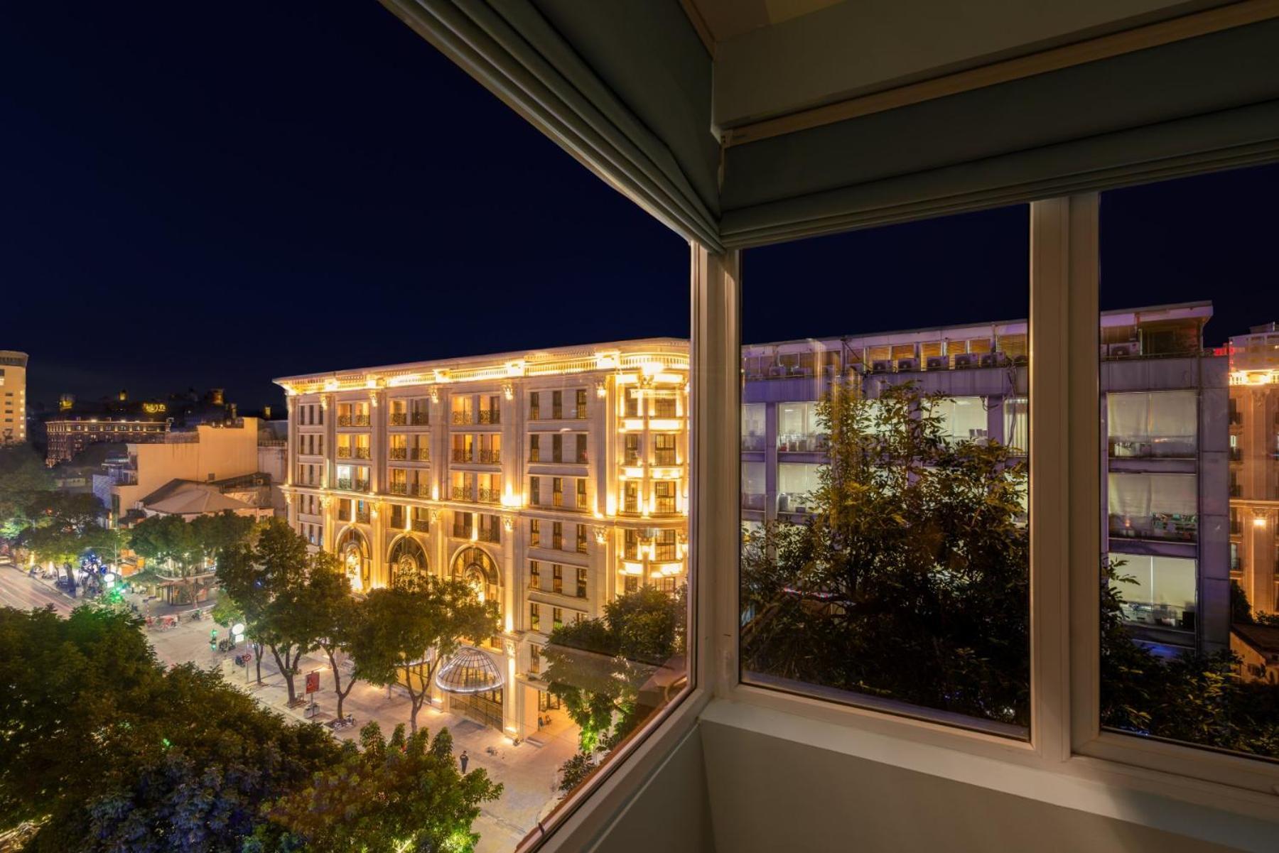 M Village Hotel Ho Guom 하노이 외부 사진
